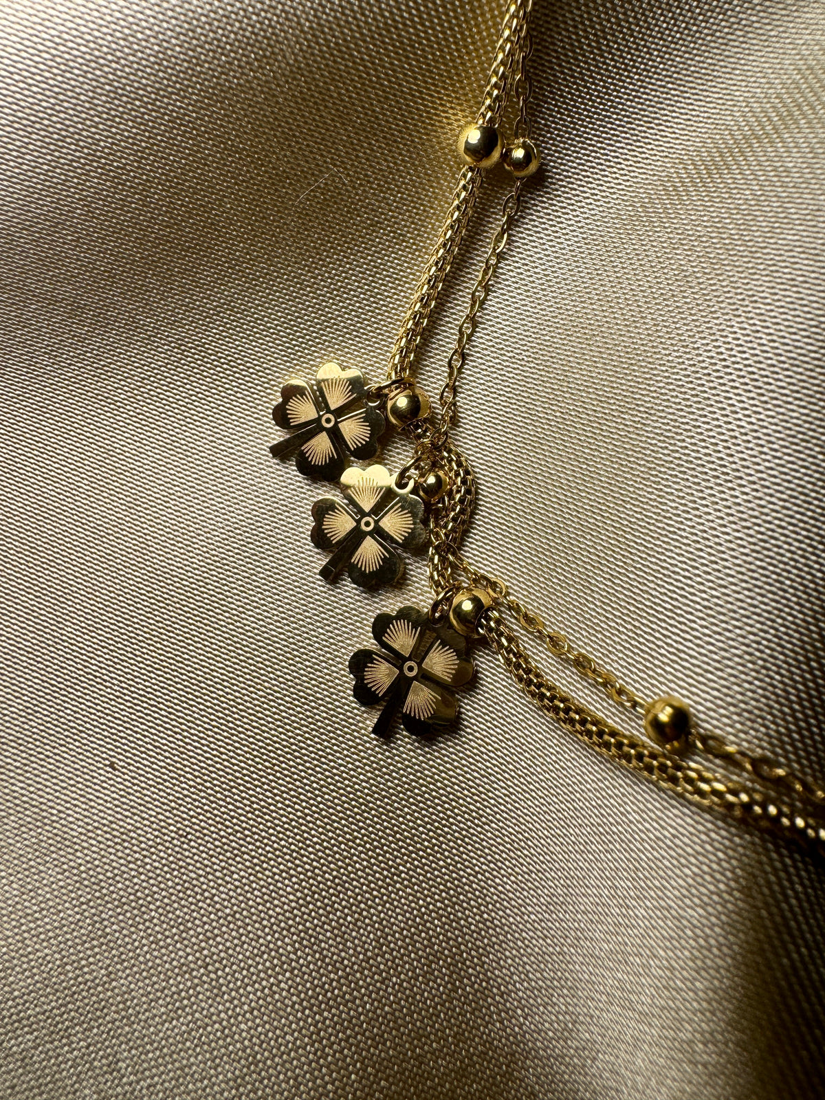 GcB01-Golden clover-Braclet
